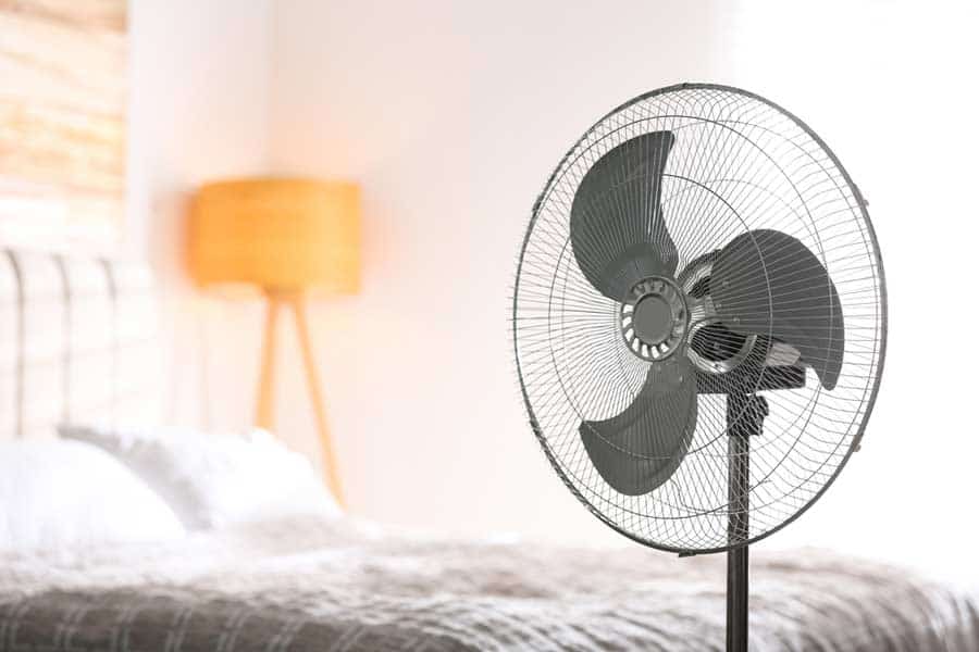 Ventilator für frische Luft im Schlafzimmer (de.depositphotos.com)